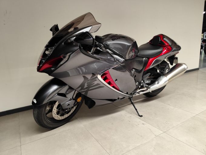SUZUKI GSX-R 1340 HAYABUSA 4