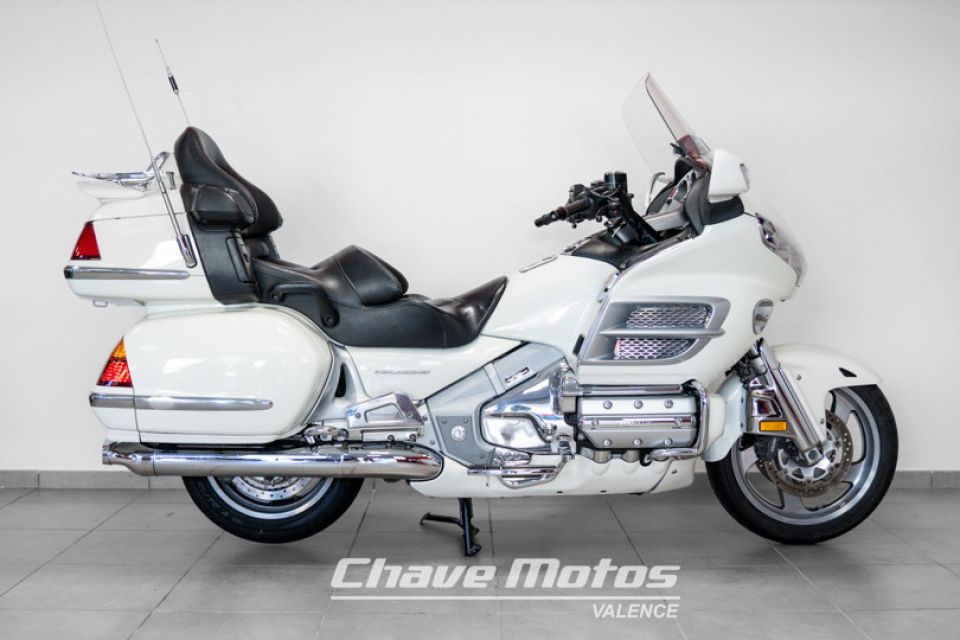 HONDA GL1800 GOLDWING 4