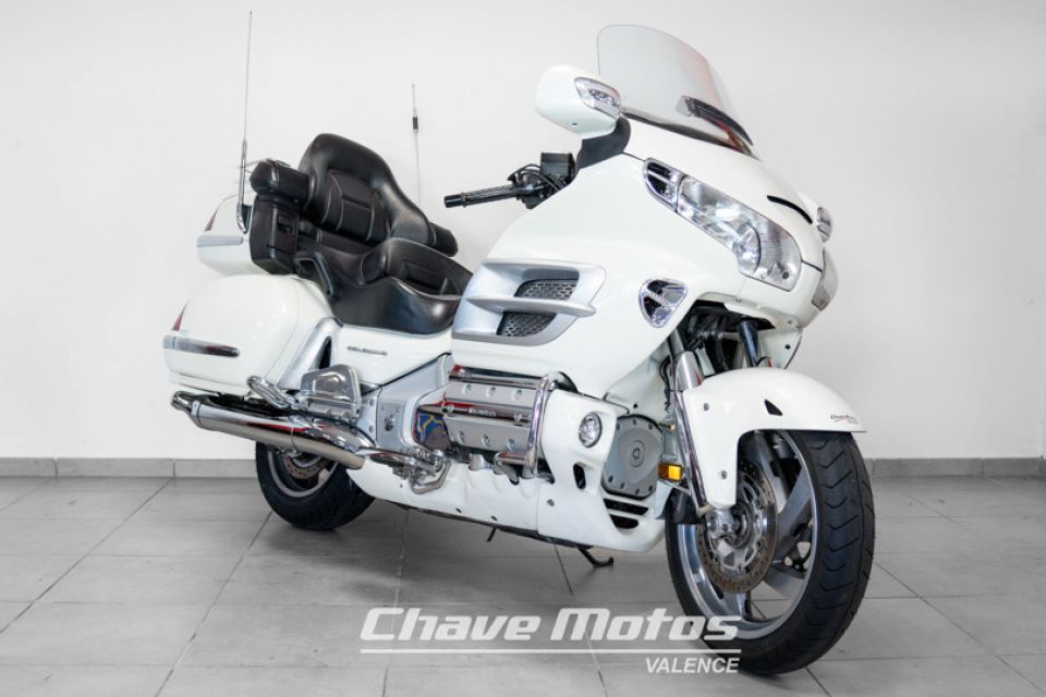 HONDA GL1800 GOLDWING 4