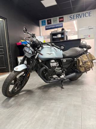 MOTO GUZZI V7 - 2023