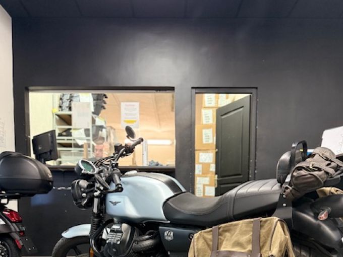 MOTO GUZZI V7 4