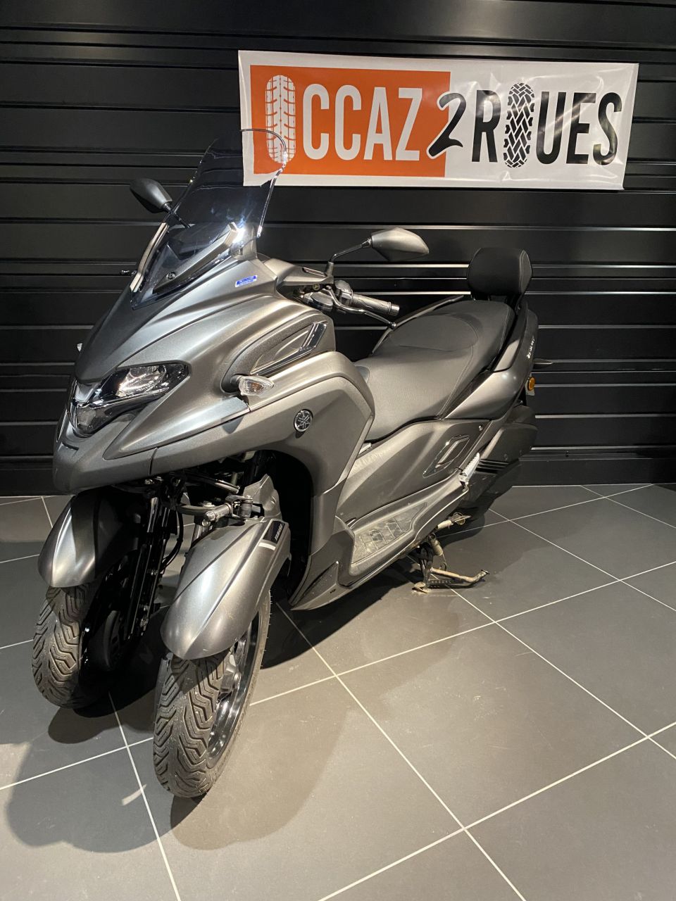 YAMAHA TRICITY 300 4