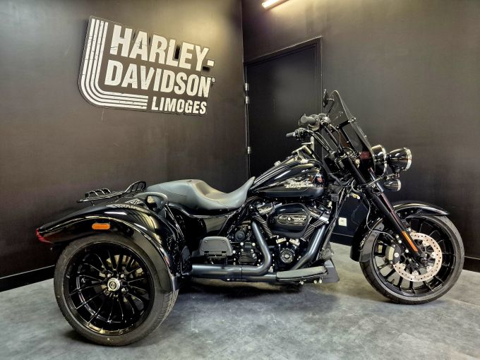 HARLEY-DAVIDSON TRIKE FREEWHEELER 1868 4