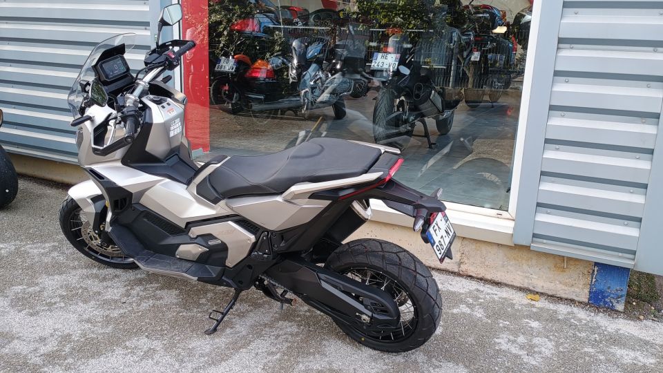 HONDA X-ADV 4