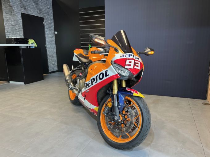 HONDA CBR1000RR FIREBLADE ABS 4