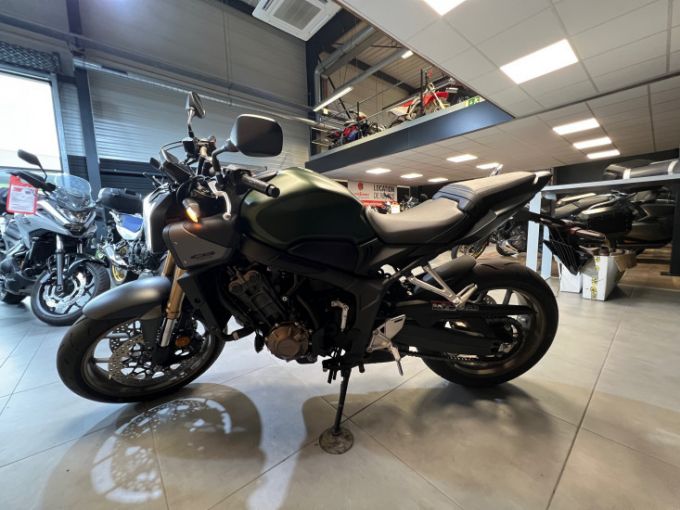 HONDA CB650R 4