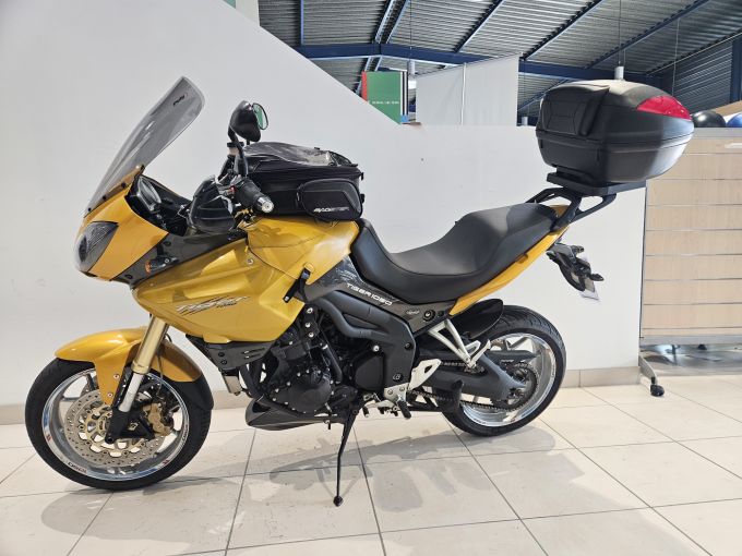 TRIUMPH TIGER 1050 SPORT 4