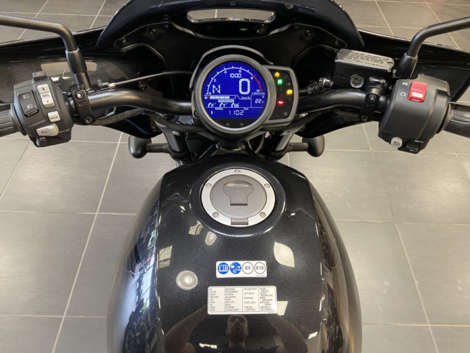 HONDA CMX 1100 REBEL 4