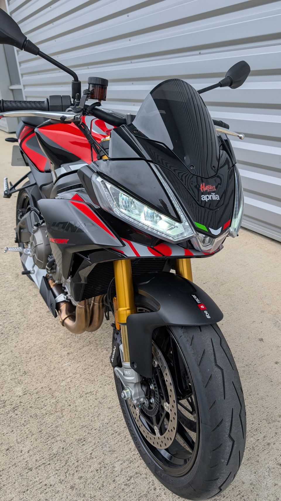 APRILIA TUONO 660 FACTORY 4