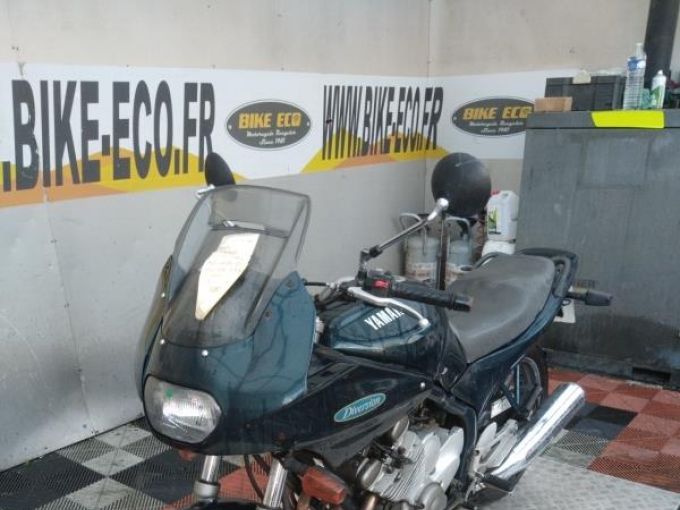 YAMAHA XJ 600 DIVERSION 4