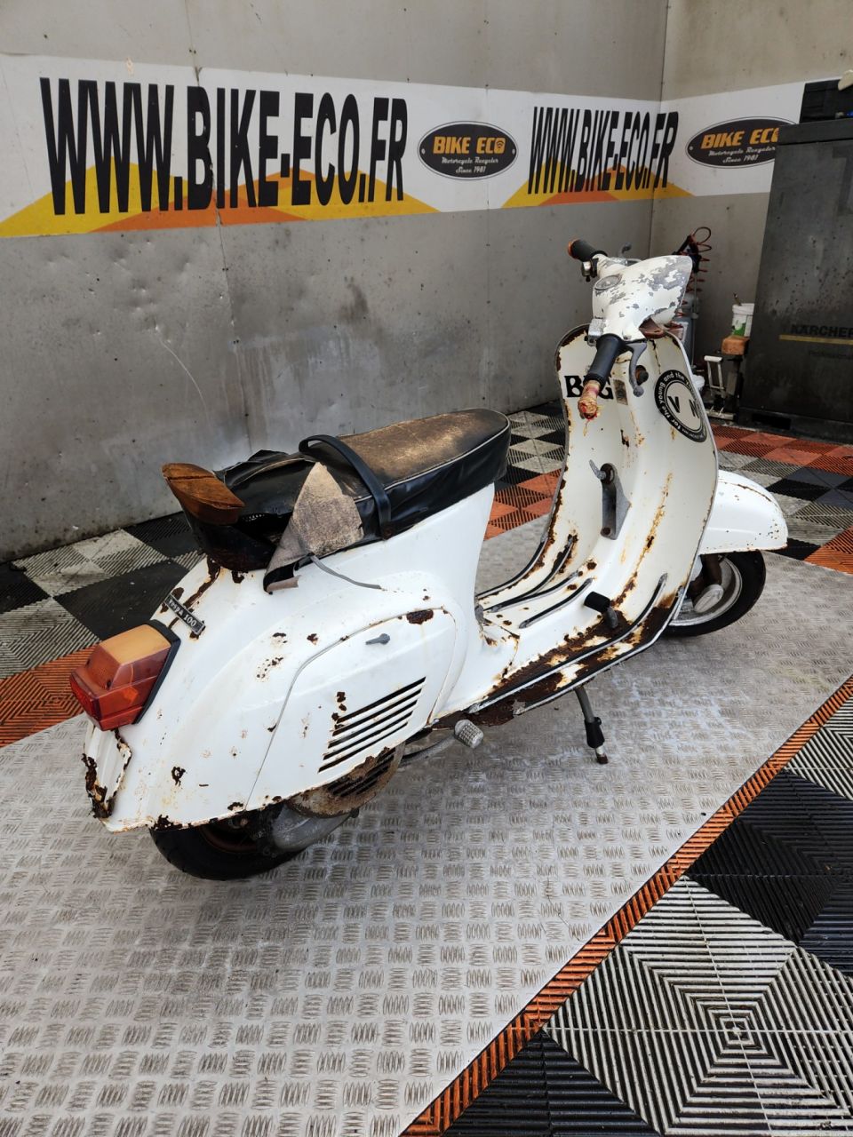 VESPA PRIMAVERA 100 4