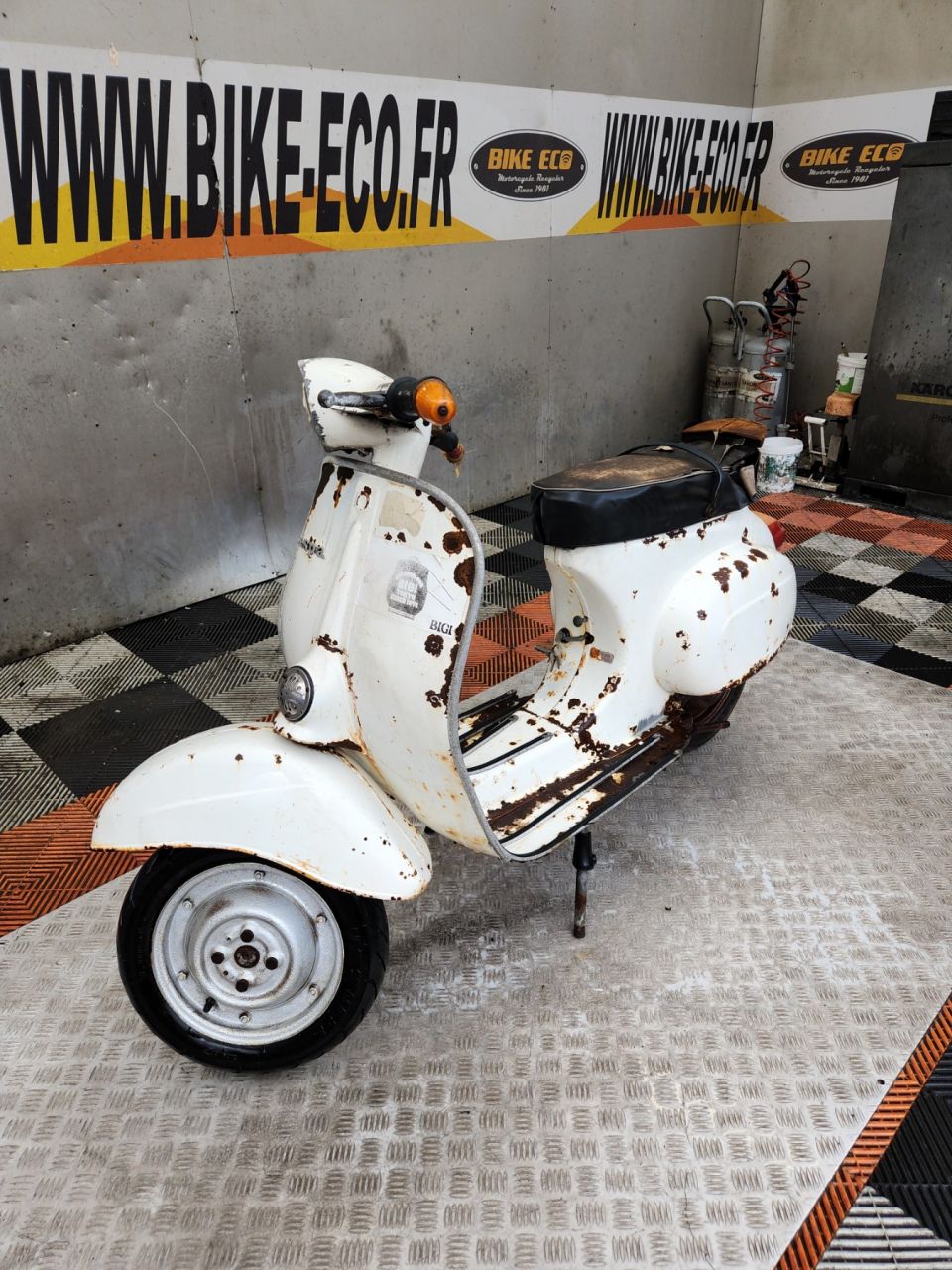 VESPA PRIMAVERA 100 4