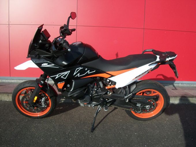 KTM 890 SMT 4