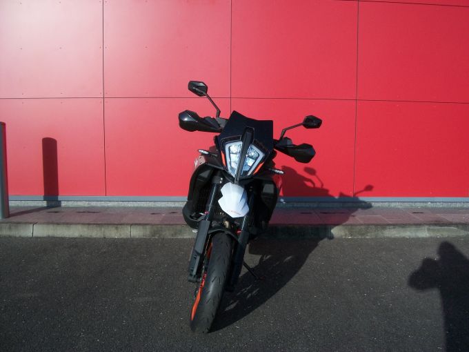 KTM 890 SMT 4