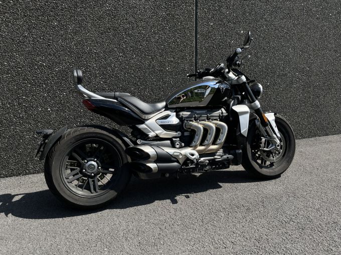 TRIUMPH ROCKET 3 R 4