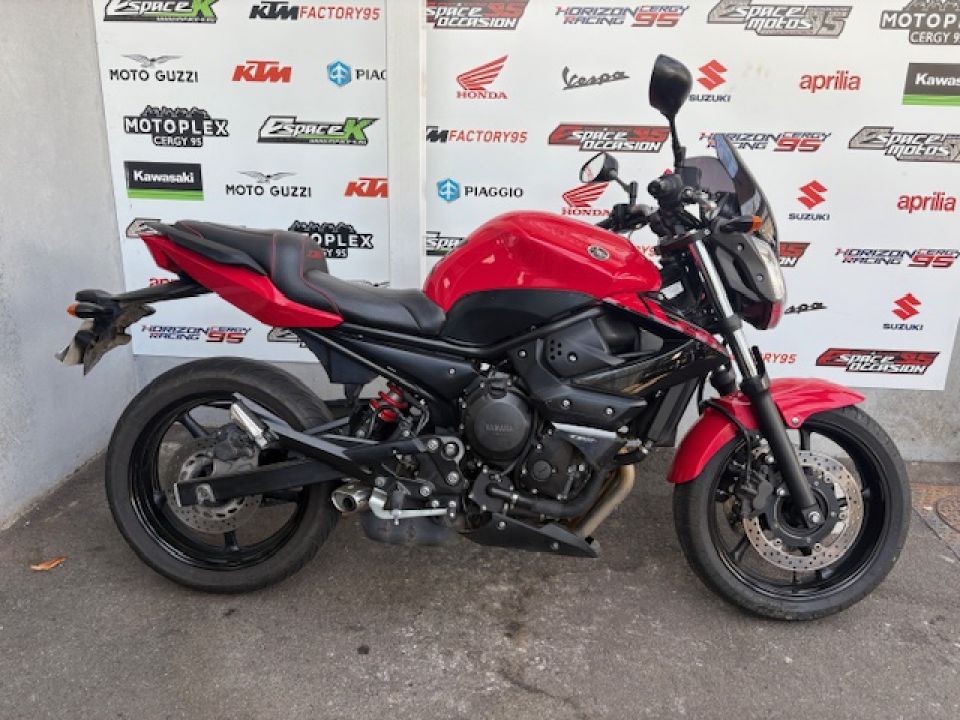YAMAHA XJ6 4