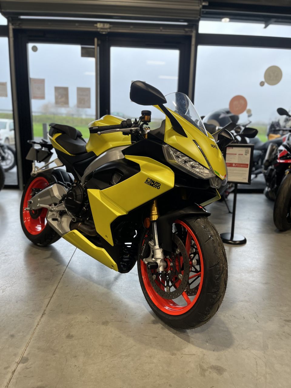 APRILIA RS 660 4