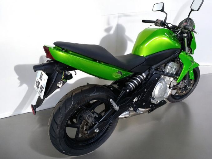KAWASAKI ER6-N 4