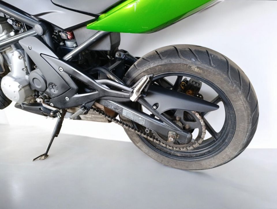 KAWASAKI ER6-N 4