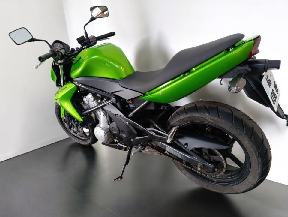 KAWASAKI ER6-N 4