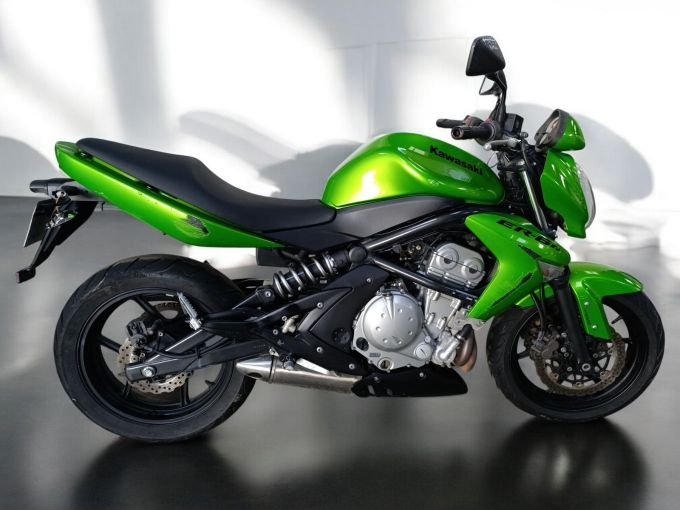 KAWASAKI ER6-N 4