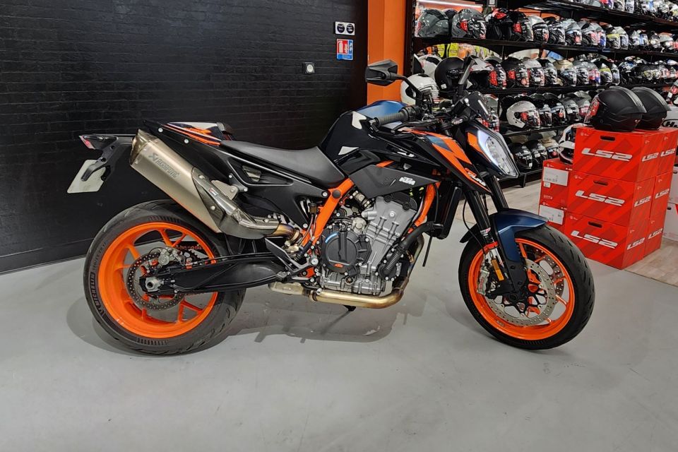 KTM 890 DUKE R 4