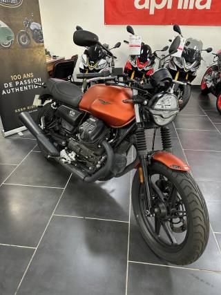 MOTO GUZZI V7 - 2022
