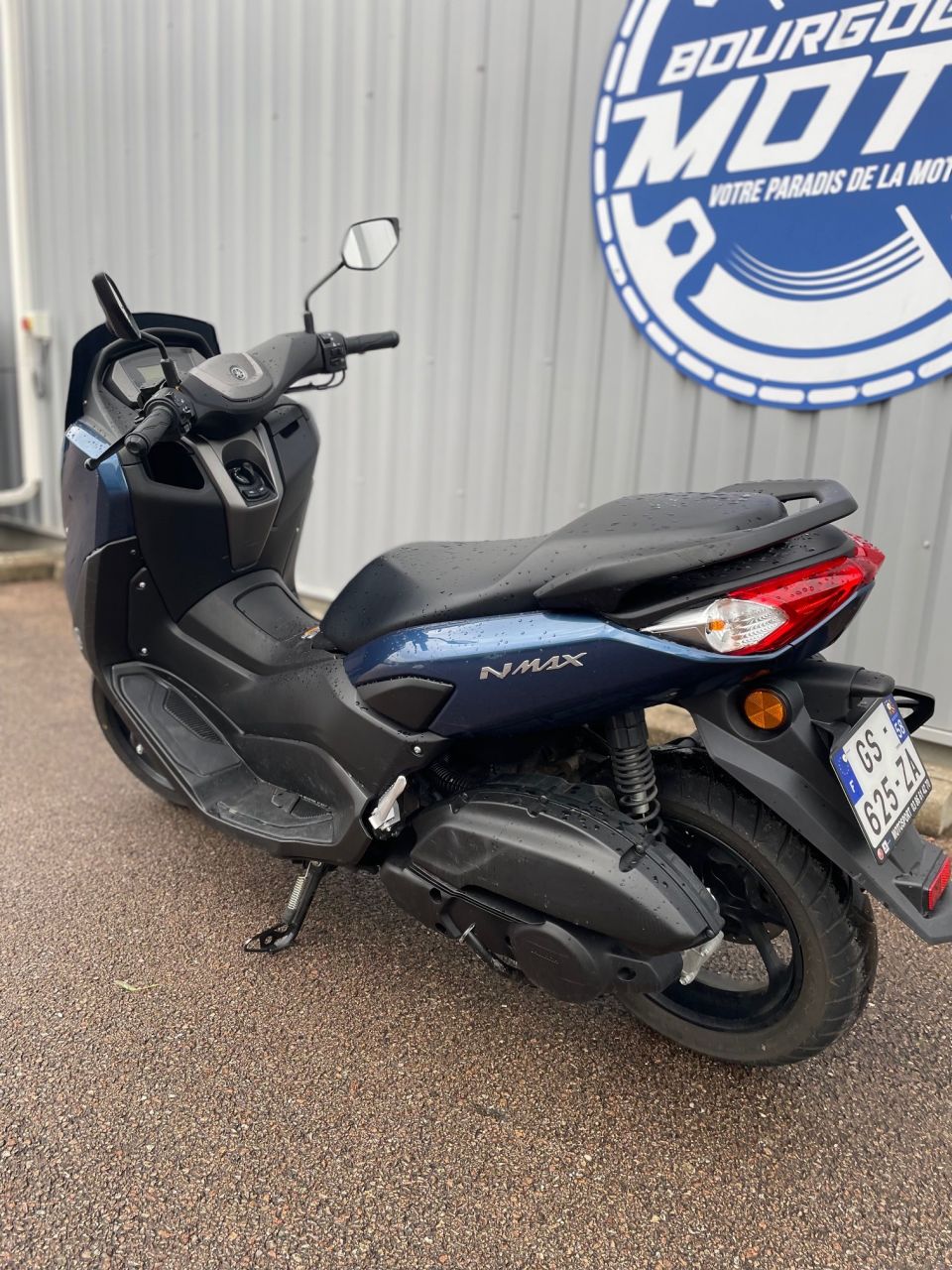 YAMAHA NMAX 125 4
