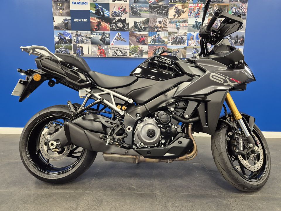 SUZUKI GSX-S 1000 GX 4