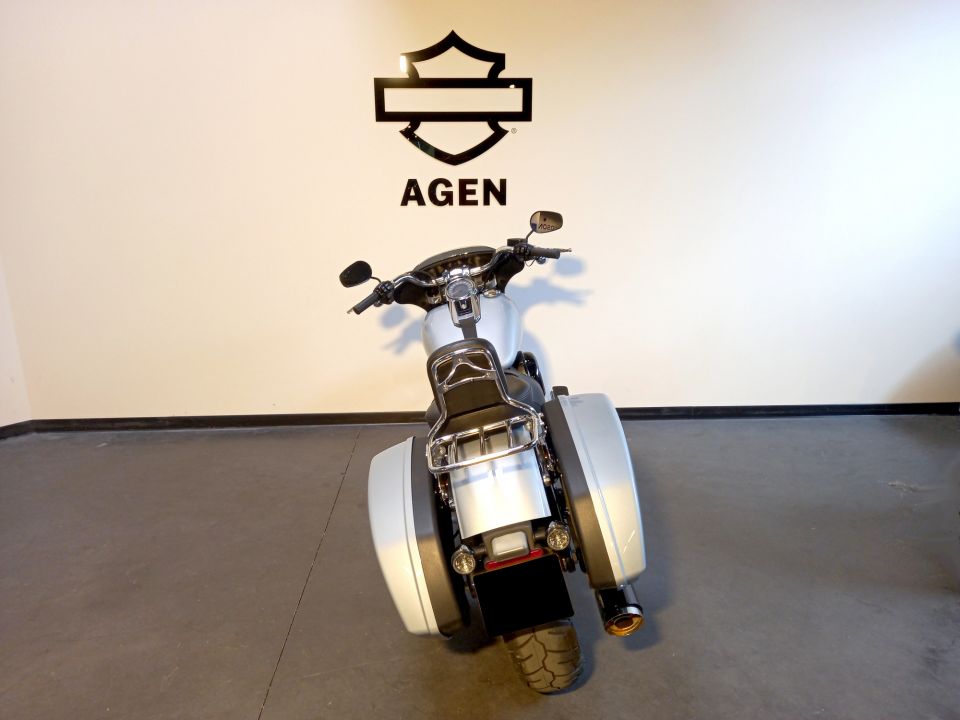 HARLEY-DAVIDSON SOFTAIL SPORT GLIDE 1745 4