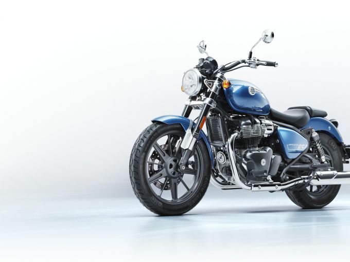 ROYAL ENFIELD SUPERMETEOR 650 4