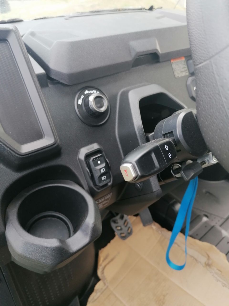 CF MOTO UFORCE 1000 4