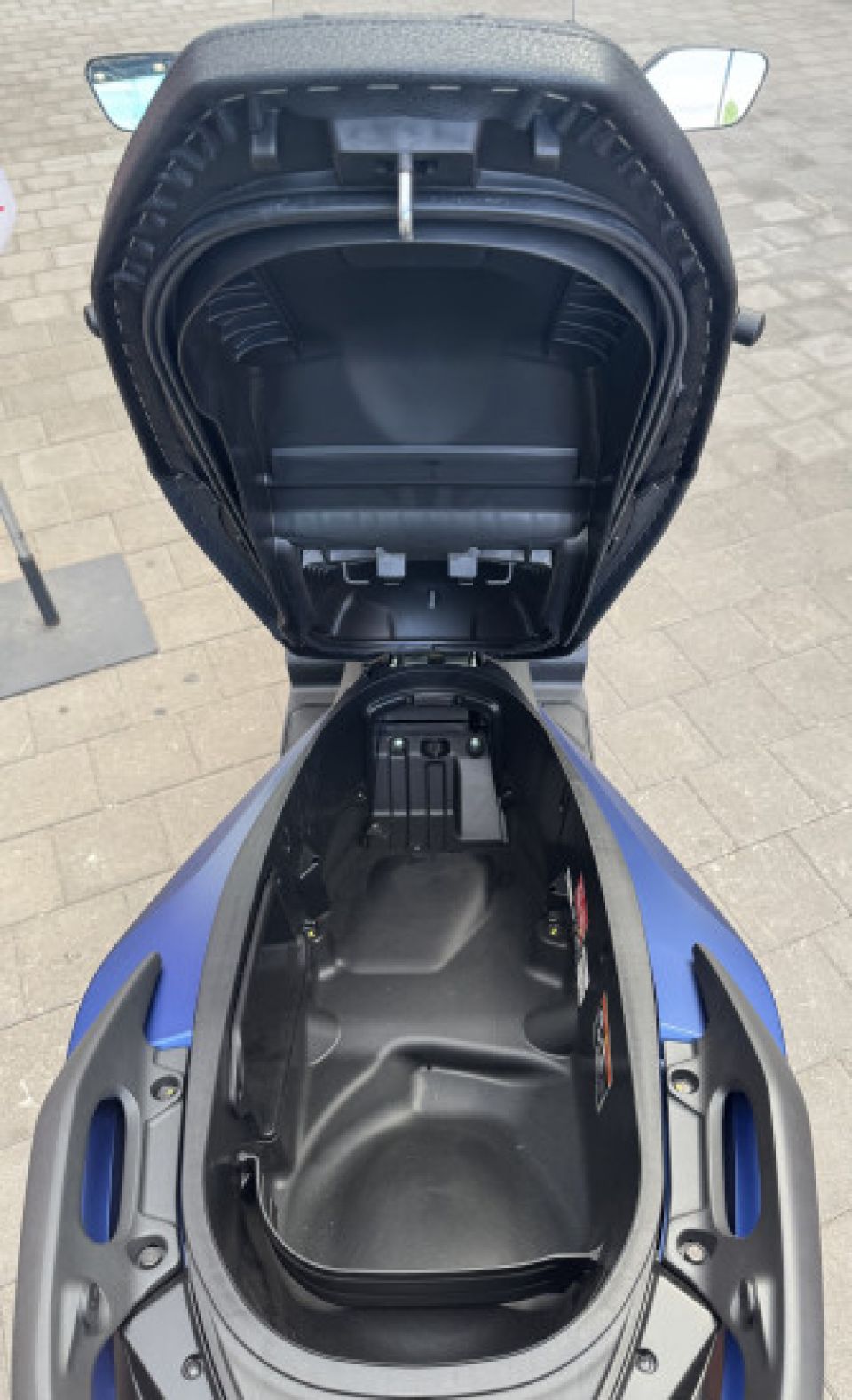 HONDA NSS FORZA 125 4