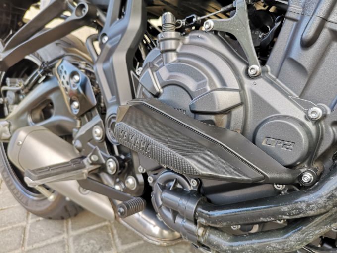 YAMAHA MT-07 (47.5CV) 4