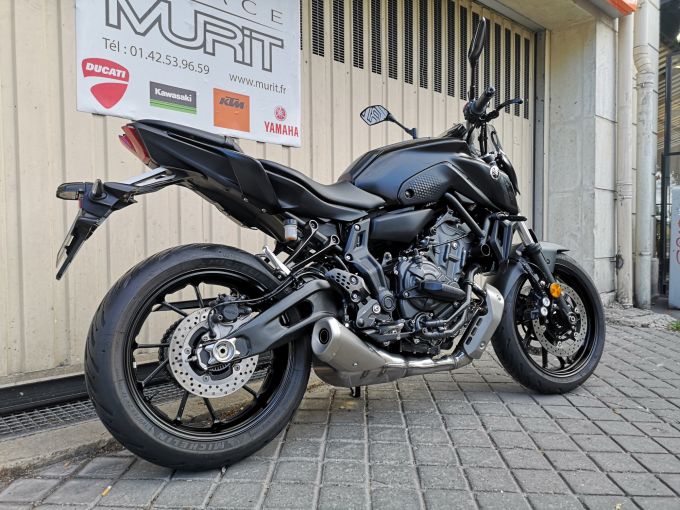 YAMAHA MT-07 (47.5CV) 4
