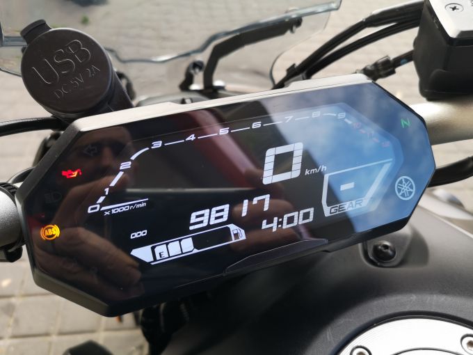 YAMAHA MT-07 (47.5CV) 4