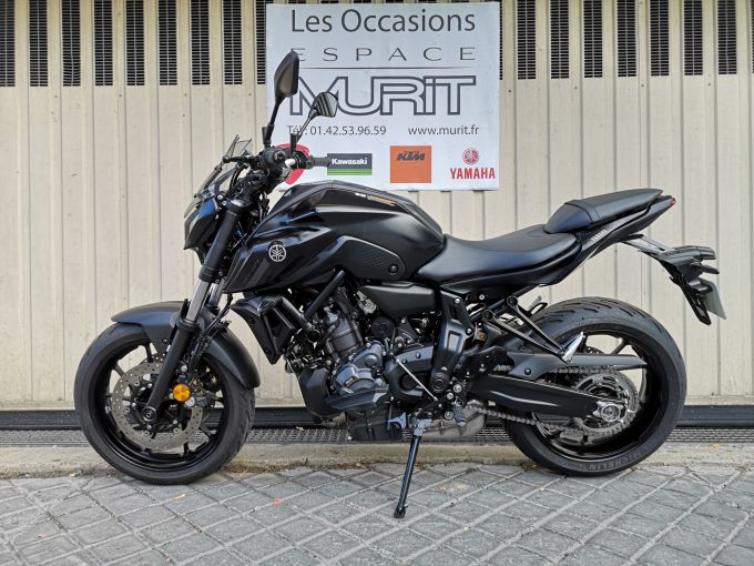 YAMAHA MT-07 (47.5CV) 4