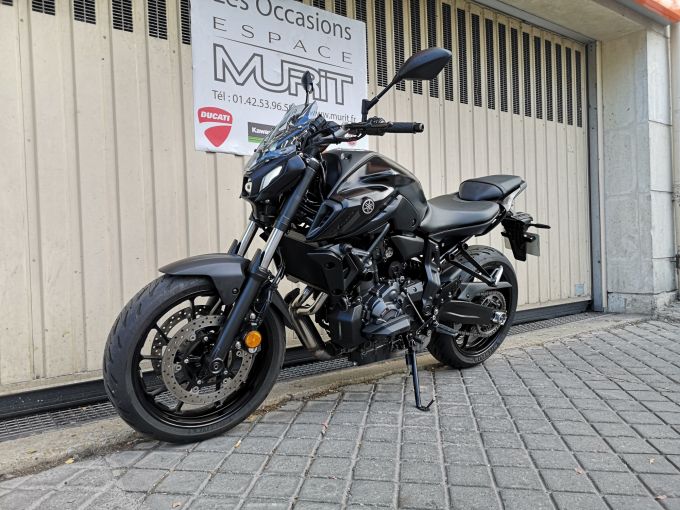 YAMAHA MT-07 (47.5CV) 4
