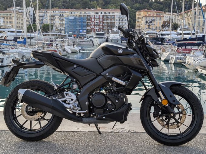 YAMAHA MT-125 ABS 4