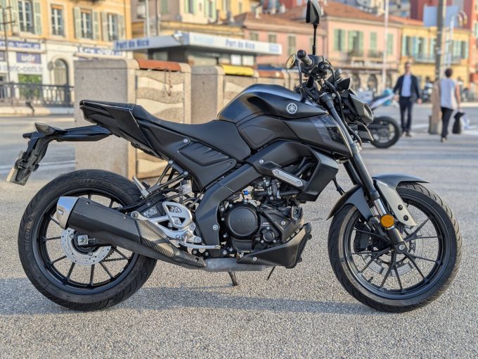 YAMAHA MT-125 ABS 4