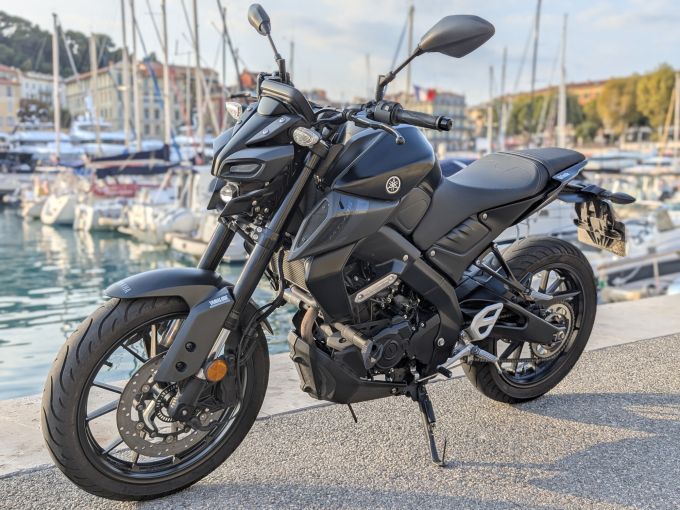 YAMAHA MT-125 ABS 4
