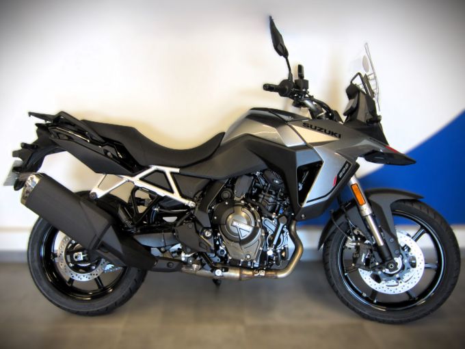 SUZUKI V-STROM 800SE 4