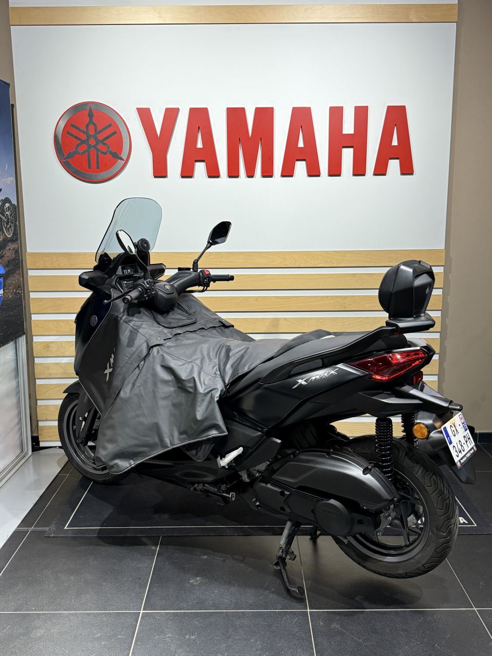 YAMAHA XMAX 125 TECH MAX 4