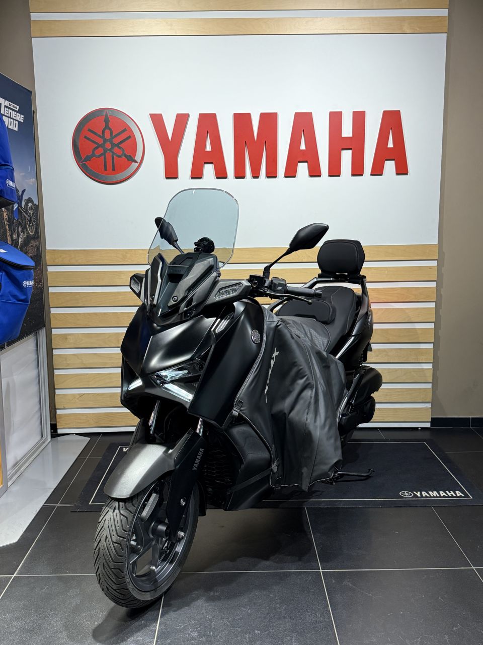 YAMAHA XMAX 125 TECH MAX 4