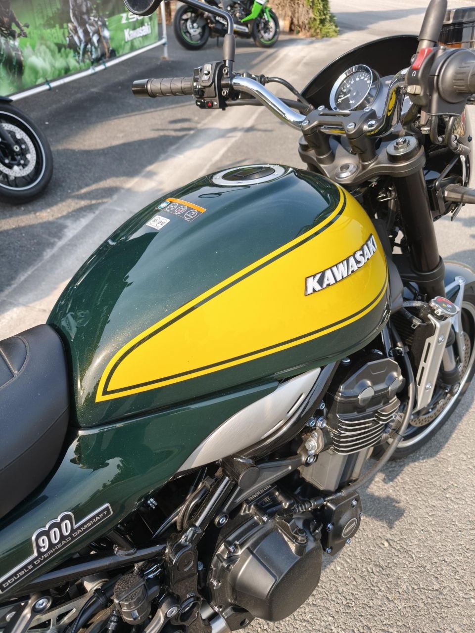 KAWASAKI Z900 RS 4