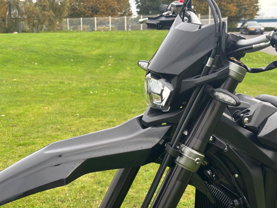 SUR-RON Ultra bee Homologué 4