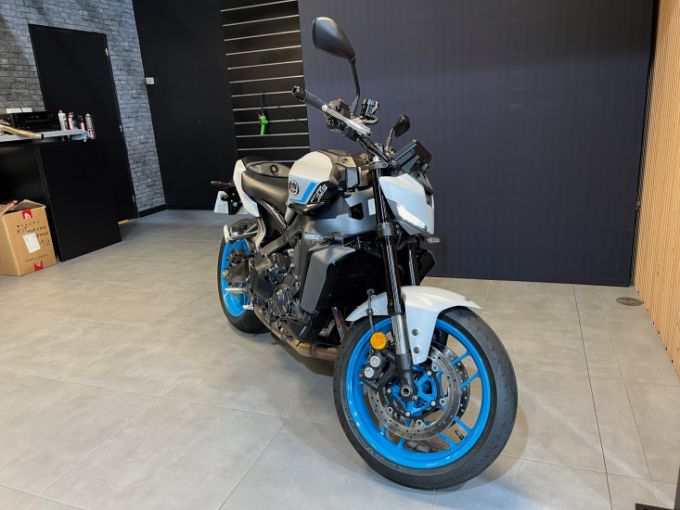 YAMAHA MT 09 ABS 4
