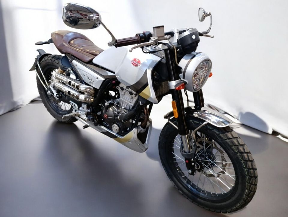 FB MONDIAL HPS 125 HIPSTER 4