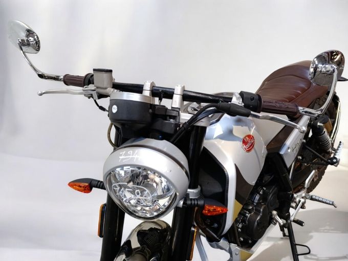 FB MONDIAL HPS 125 HIPSTER 4