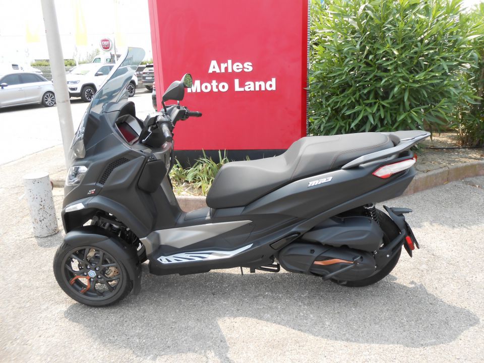 PIAGGIO MP3 530 HPE EXCLUSIVE 4